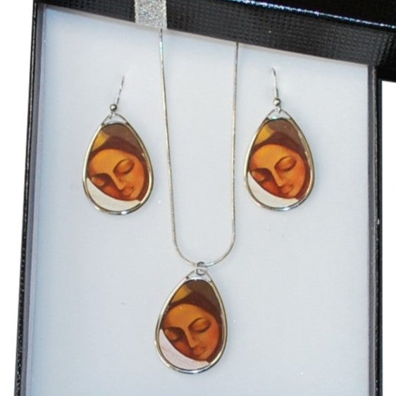 Inca unique jewellery sets with a necklace and earrings