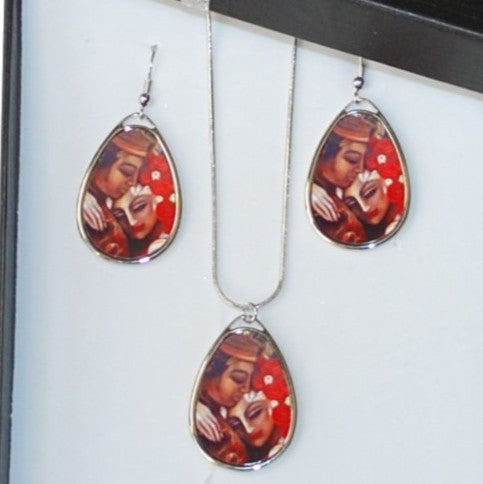 Roses a unique jewellery set from South Africa.